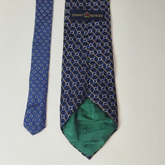 Tommy Hilfiger Blue Silk Tie with White Circle Pattern T-5 - Picture 4 of 7